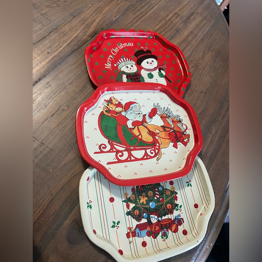 Vintage style Christmas tin trays